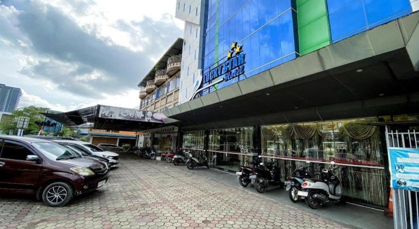 Lucky Star Hotel Nagoya Exterior foto